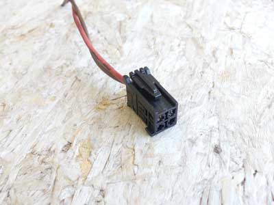 Mercedes Black 4 Pole 2 Wire Connector Plug 2205453928